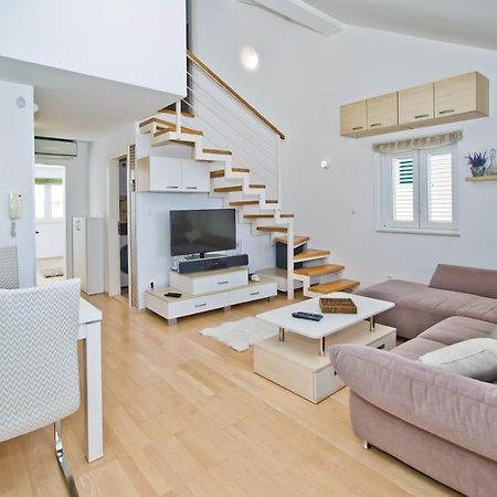 Relaxing Holiday Sunset Apartment Hvar Town Exterior photo