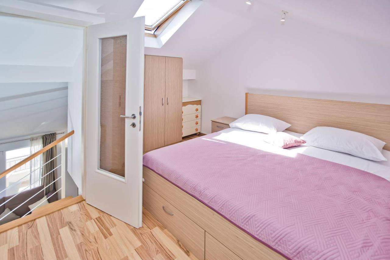 Relaxing Holiday Sunset Apartment Hvar Town Exterior photo