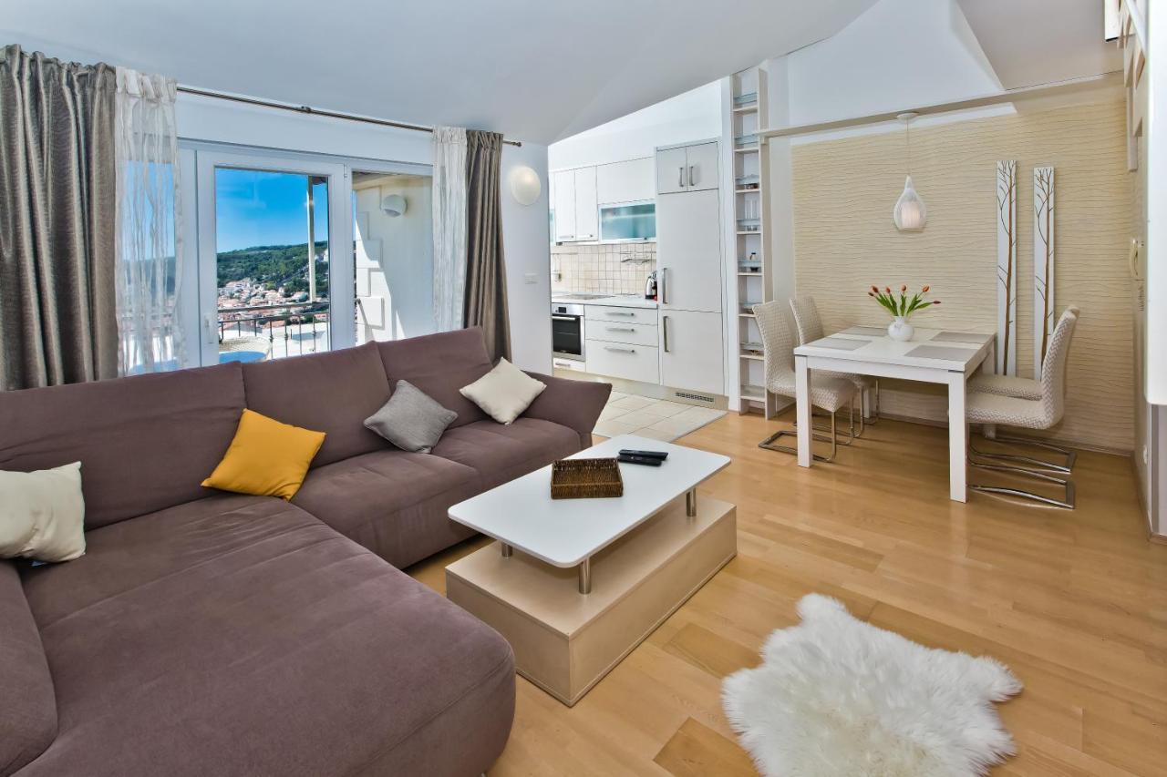 Relaxing Holiday Sunset Apartment Hvar Town Exterior photo